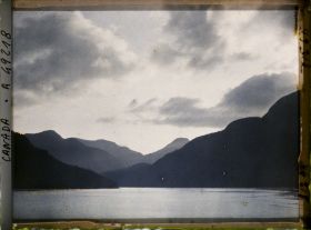 Image représentant Canada, Ocean Falls, Autre Effet du Soir dans le passage intérieur