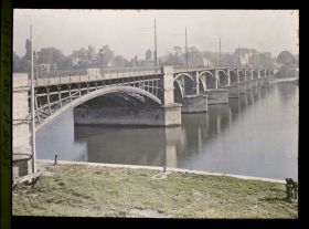 Image représentant Le pont de Saint-Cloud
