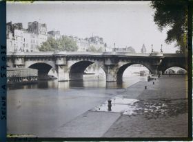 Image représentant Vue du Pont-neuf depuis le quai de Conti, en direction du quai des Orfèvres sur l'île de la Cité