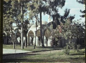 Image représentant Cour et bâtiments annexes de la Tekkiye es Suleymaniye
