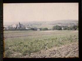 Image représentant Ile de France, Triel, Les cultures près du Village