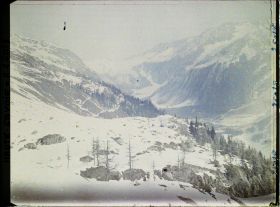 Image représentant France, Les Alpes Vue prise de la Flégère (1877m)  Col de Balme, fin de la vallée de Chamonix, Village de Tour, et à l'horizon, la Croix de Fer en Suisse