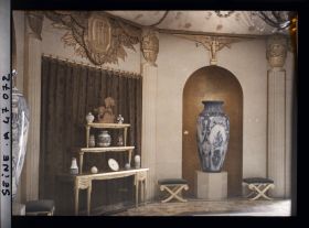 Image représentant L'Exposition des arts décoratifs, Manufacture Nationale de Sèvres, Salon d'honneur, J.-L. Jaulmes