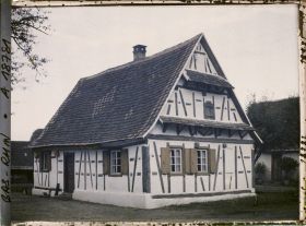 Image représentant France, Scheibenhard Env. de Lauterbourg, Une très jolie maison