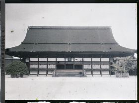 Image représentant Le Palais impérial (Gosho) : le Shishinden