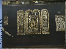 Image représentant Le Reliquaire de la Vraie Croix, Petit Palais