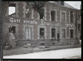 Image représentant Inscriptions allemandes : Gott strafe England  !("Dieu punisse l'Angleterre !")