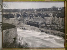 Image représentant Canada, Niagara, Le fleuve et éperon calcaire, rive Canadienne
