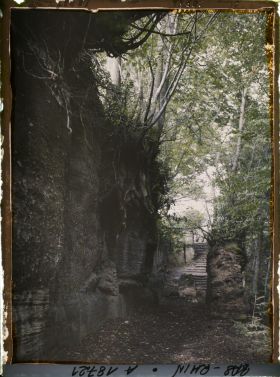 Image représentant France, Ste Odile, Le mur païen près du couvent
