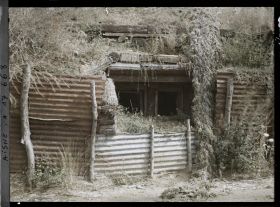 Image représentant France, Margival, Un abri sur la route de Laffaux
