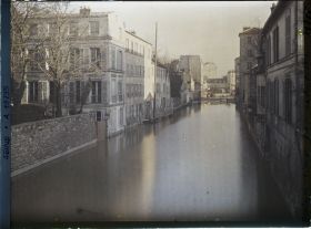 Image représentant La rue du Port inondée à Boulogne-Billancourt
