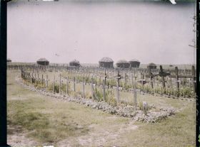 Image représentant France, Souchez, Cimetière anglais du Cabaret Rouge