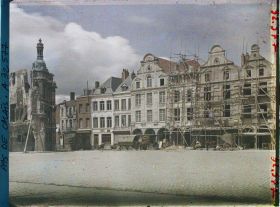 Image représentant France, Arras, La Petite Place, vers la rue aux Ours