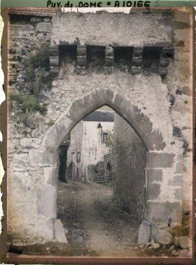 Image représentant France, Saurier, Une entrée du Village