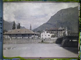 Image représentant Pont enjambant la rivière Isarco (Eisack)