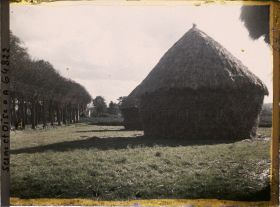 Image représentant Seine et Oise, Moisselles, Groupe de meules de blé
