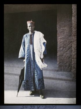 Image représentant L'Exposition Coloniale Internationale de 1931, un marchand de Guinée française