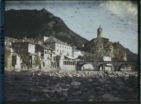 Image représentant L'Ariège, le pont et la tour de Castella