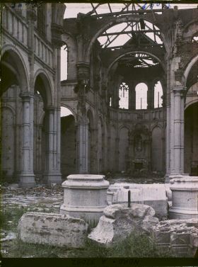 Image représentant France, Armentières, Ruines de Notre Dame : le Chœur
