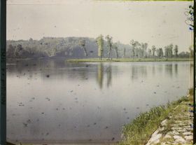 Image représentant Belgique, Argenteau, Paysage sur la Meuse amont