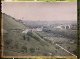 Image représentant Ile de France, La Roche-Guyon, Le Village et les cultures