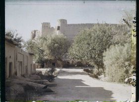 Image représentant Afghanistan, Ghizichk, La forteresse et Gde rue