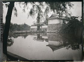 Image représentant Fossés extérieurs du palais impérial, porte otemon