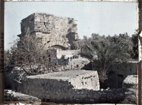 Image représentant Vestiges du tétrapyle (porte à quatre passages) de Septime Sévère