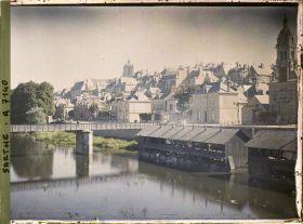 Image représentant La vue de la ville et de la Sarthe