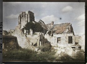 Image représentant Oulches, L'Eglise