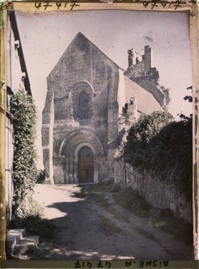 Image représentant France, Condé s/Aisne, Façade de l'Eglise