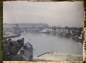 Image représentant Vue d'ensemble sur l'Avant Port prise du Pollet