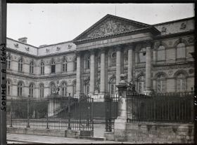 Image représentant France, Amiens, Le Palais de Justice, Rue Robert de Luzarches