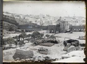 Image représentant Le quartier des potiers près de Bâb Chaaba (" porte du Vallon ")