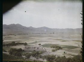 Image représentant La plaine de Wazirâbâd. Une qala (habitation fortifiée)