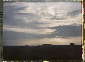 Image représentant Soleil couchant, vue vers Tours