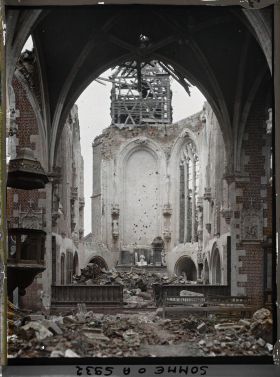 Image représentant Intérieur de l'église