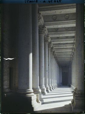 Image représentant Basilique Saint-Paul-hors-les Murs, galerie latérale