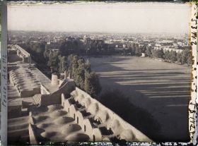 Image représentant La place Naghsh-e Jahan ou Meydan-i-Chah (place Royale), le soir