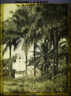 Image représentant Une chapelle à Gbejehoun