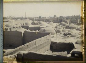 Image représentant Panorama vers le mausolée chiite de Harun Velayat