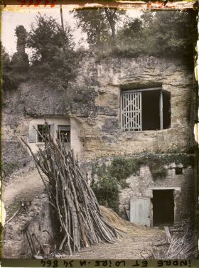 Image représentant Grange et écurie troglodyte
