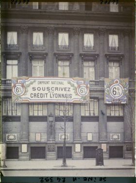 Image représentant Publicité pour l'emprunt national au siège central du Crédit Lyonnais, n° 19 boulevard des Italiens