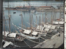 Image représentant Dans le port de Thessalonique