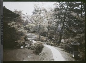 Image représentant Les jardins de la villa impériale Shugakuin Rikyû : pavillon du Jugetsu-kan