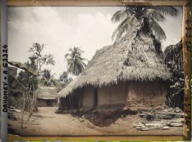Image représentant Le village de Daagbé, exemple d'architecture traditionnelle
