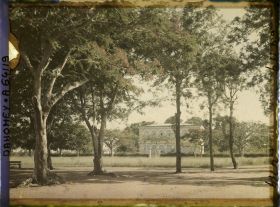 Image représentant L'avenue du Trésor, vue vers la Poste ?