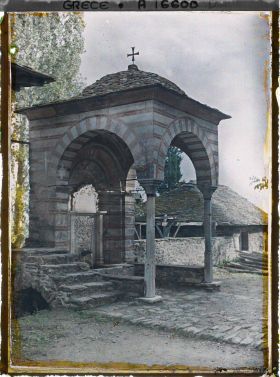 Image représentant Mont Athos, Karyès, Fontaine de Coutloumousson