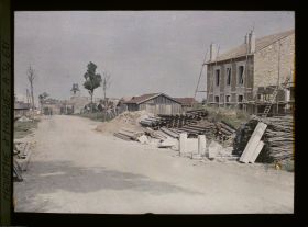 Image représentant Esessey, La Grande Rue en reconstruction
