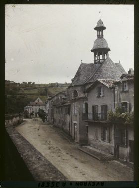Image représentant La chapelle des Pénitents noirs, vue du champ de foire (actuel Boulevard Haute Guyenne)